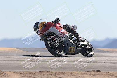 media/Oct-30-2025-Racers Edge (Thu) [[dabbdaf680]]/3-B Group/Session 4 Turn 9/